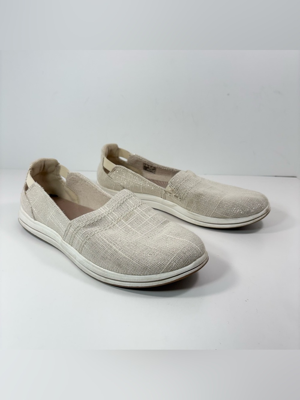 Clarks Cloudsteppers Womens 8.5 Beige Slip On Loafer Shoes Glitter 28710